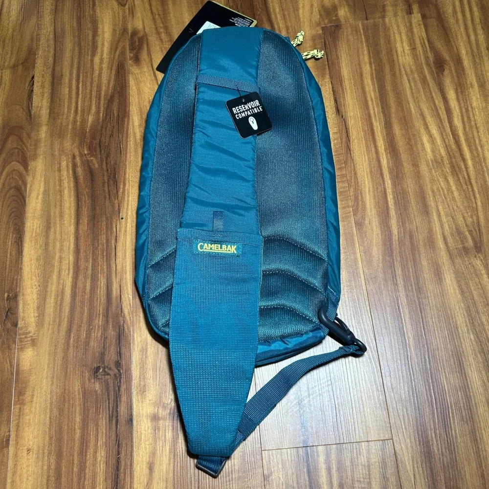 CamelBak Arete Sling 8 Teal Blue 8L Crossbody Hiking Hydration Pack 3035301000